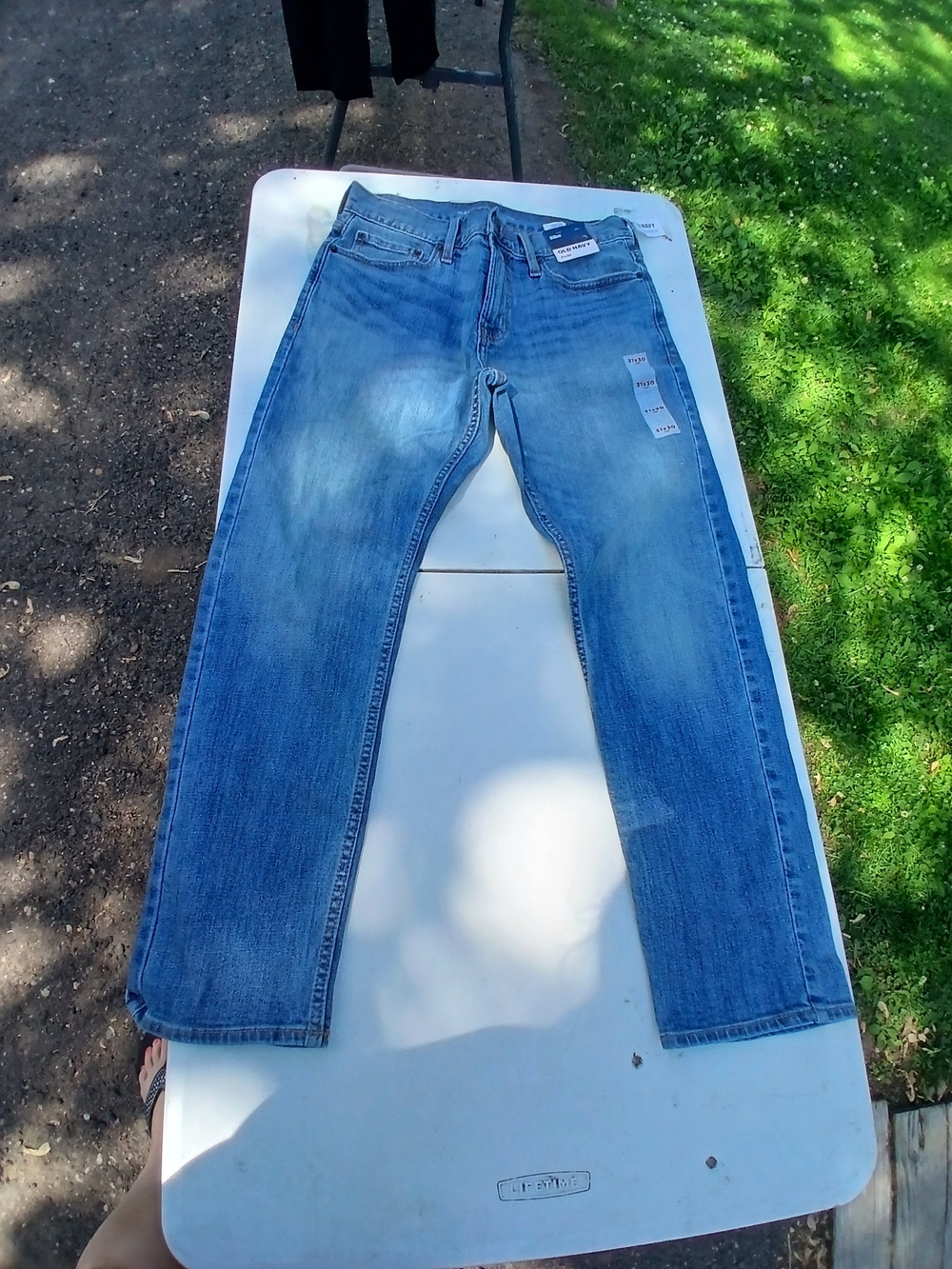 Old Navy Men's Medium Blue Straight-Leg Jeans 31X30